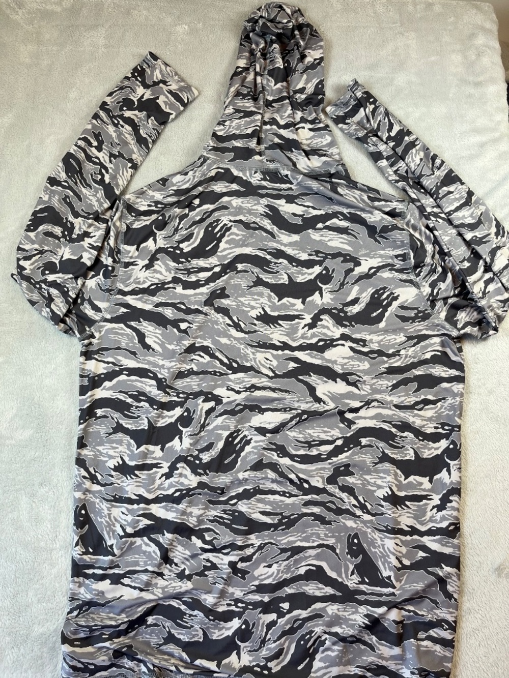 Mens Salt Strong Lightweight Performance Fishing Hoodie UPF Camo Sun Shirt sz L - Picture 3 of 8